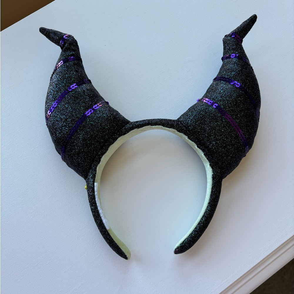 Rare Disney Parks Maleficent horns Minnie ears